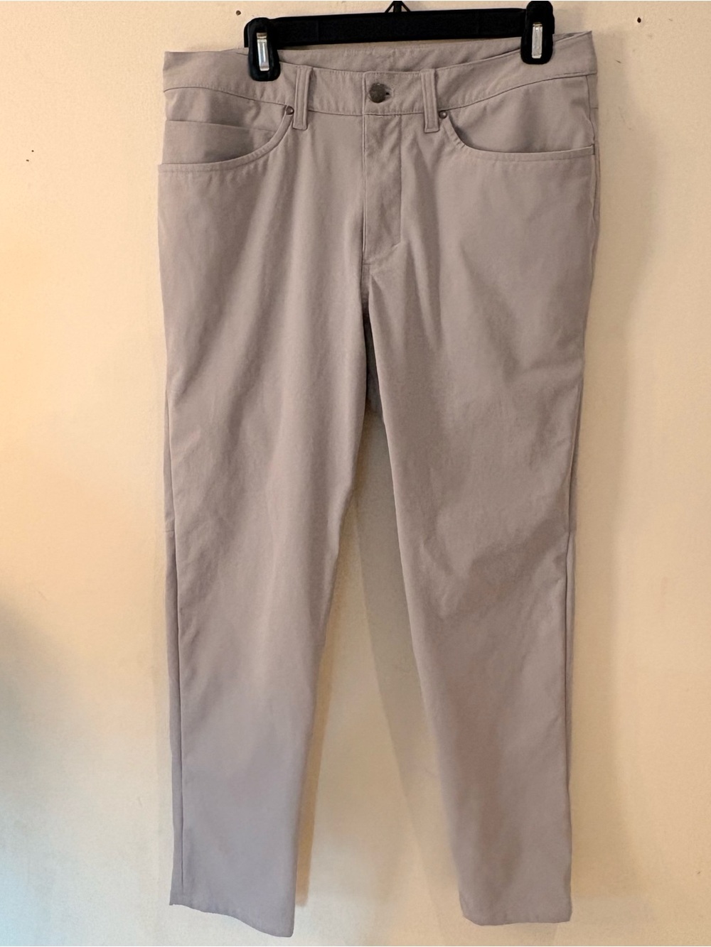 lululemon athletica ABC Performance Men's Light Gray Stretch Chinos Sz 32